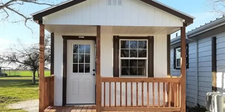 Blog_Front Porch Tiny Home (1)