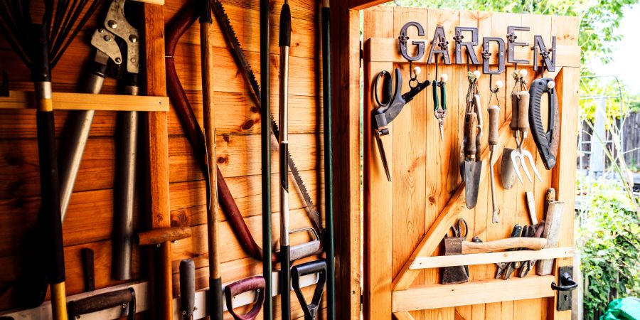 Garden tool storage